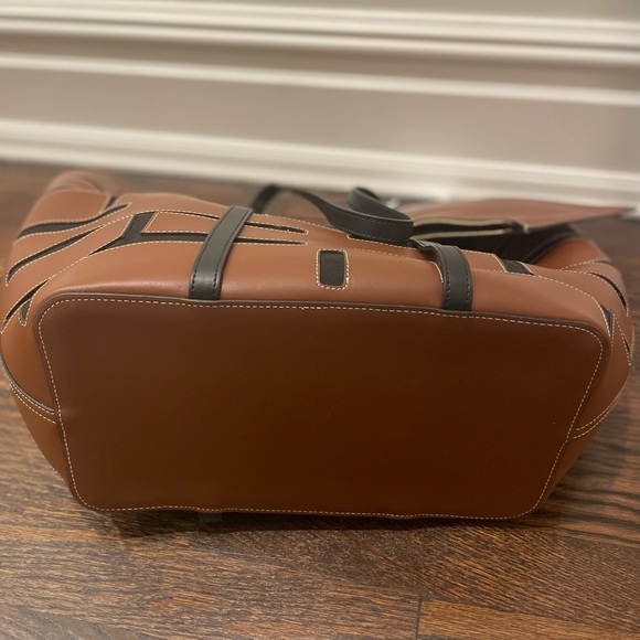 Frame double handle leather tote - Picture 5 of 5